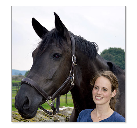 Simone Mügge und ihr Pferd